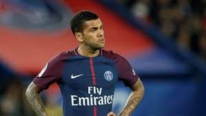 وقال كيم خلال تصريح له في برنامج التشيرينغيتو التالي. Ù„Ø§Ø¹Ø¨ Ø¨Ø§Ø±ÙŠØ³ Ø³Ø§Ù† Ø¬ÙŠØ±Ù…Ø§Ù† ÙŠØªØ¹Ø±Ø¶ Ù„Ù„Ø³Ø±Ù‚Ø©