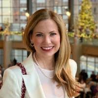 Peggy Halbert's Instagram, Twitter & Facebook