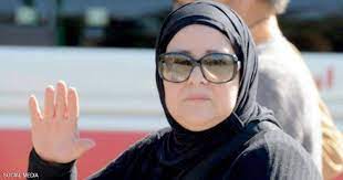 نفى الفنان حسن الرداد ما نشرته مواقع التواصل الاجتماعي عن خبر وفاة الفنانة دلال عبد العزيز وقيام بعض المواقع الإلكترونية بنشر خبر وفاتها دون تحري الدقة، مما أثار غضب عدد كبير من الفنانين ومحبي وجماهير الفنانة الكبيرة. Pblvhzyaccztwm