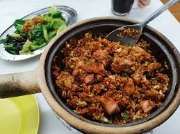 Easy recipe for claypot chicken rice with lup cheong, mushrooms, baby bok choy & salted fish. Top 10 Places To Enjoy Claypot Chicken Rice Around Kl Pj