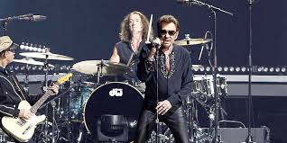 Affaibli par son cancer, qu'il a révélé au mois de mars. Johnny Hallyday Rendez Vous En Septembre A Bercy Pour Un Concert Hommage Le Point