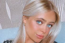 Asylum seeker who sewed mouth shut in hunger strike outside Glasgow Home  Office granted temporary leave to remain