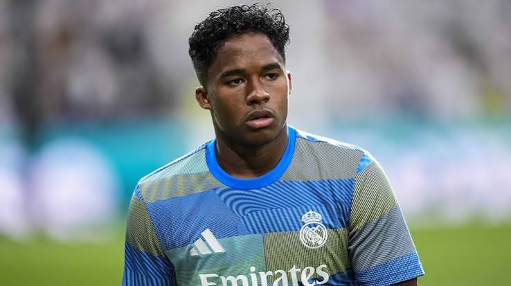 Svelate le Condizioni di Endrick per il Prestito: Champions League e Ruolo da Numero 9