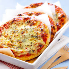 Pizza Aux 4 Fromages Recettes De Cuisine Cuisine Recette