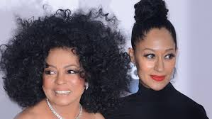 Miss ross doesn't have to go very far to get her feet wet either as the home is located just a short walking distance from the beach. Inside Tracee Ellis Ross Beziehung Zu Ihrer Mutter Diana Ross News24viral