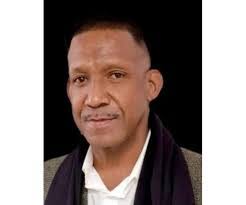 Kevin Bunn's Instagram, Twitter & Facebook