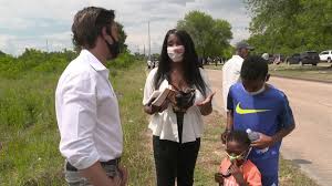 Somebody's child has been killed. Mom Shares Powerful Reason For Bringing 2 Sons To George Floyd S Memorial Service Abc News