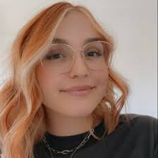 Emily Hanchett (emilyyhanchett)