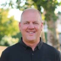 100+ perfiles de «Voth»