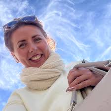 What happened to Insta360 X5 after firmware update, causing crashes and  export issues?