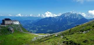 Watzmannhaus is a mountain hut in upper bavaria. Bergtour Uber Den Falzsteig Zum Watzmannhaus Tour 174106