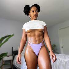 Thickistmami onlyfans