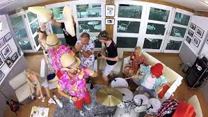 Let's fetz mit den 90ern! Fernsehgarten Wird Abgebrochen Dann Tobt Das Chaos Im Zdf