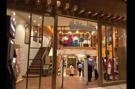 Raymond is a renowned men's clothing brand in india. India S Fashion Retail Sector An Overview Brand Growth Inspiration