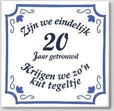 Bol Com Huwelijk Cadeau Zijn We Eindelijk 20 Jaar Getrouwd Krijgen We Zo N Kut Tegeltje