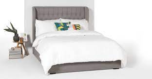 bed old school style bedden opslag opbergruimte onder bed voetenbank