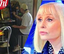 Raffaella carra — my love 02:45. Dove Vive Raffaella Carra A 76 Anni Trattenete Le Lacrime Foto