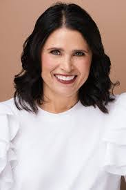 Stacy Regner's Instagram, Twitter & Facebook