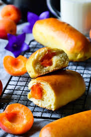 Pitch Aux Abricots Sans Sucre Raffine Ni Beurre Healthyfood Creation Recette En 2020 Pains A Hot Dog Gouter Sain Abricot