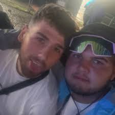 Stream Lewis Pearson music