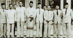 Pada 3 jun 1957, satu perhimpunan menyambut ketibaaan rombongan kemerdekaan ke london yang merundingkan hal berkaitan dengan rangka perlembagaan persekutuan tanah melayu telah diadakan di lapangan. Persidangan Malaya Merdeka Di London Pekhabar