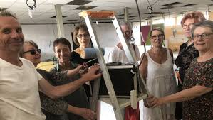 En raison du fait, que tout le monde peut laisser un avis pour un concessionnaire automobile, avec qui il a coopéré, notre note est la plus transparente et honnête. Angers En Aout Le Secours Populaire Appelle A Donner Un Coup De Pinceau