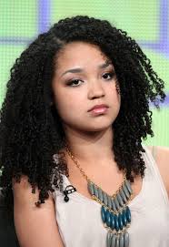 Actress Aisha Dee speaks onstage at &quot;I Hate My Teenage Daughter&quot; panel during the FOX portion of the 2011 Summer TCA Tour at ... - Aisha%2BDee%2B2011%2BSummer%2BTCA%2BTour%2BDay%2B10%2B-JSYMFtaiTsl