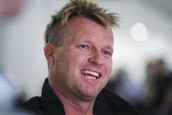 burrow stock photos, images, pictures