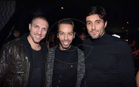 Ο ανιψιός της αλίκης είναι μοντέλο και κόβει την ανάσα! Giannhs Kazanidhs Parti Me Filoys Kai Moysikes Eyxes Gia Th Giorth Toy Sto Box Me Tis Melisses Cosmopoliti Com Xristina Polith