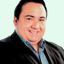 rickyalvarado2014 (@RickyAlvarado_)