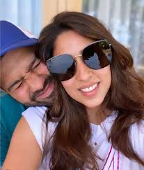 Rohit sharma's wife giving such cute and loving expression. Cricketer Rohit Sharma And His Wife S Loved Up Pictures Go Viral Pics Cricketer Rohit Sharma And His Wife S Loved Up Pictures Go Viral Photos Cricketer Rohit Sharma And His Wife S Loved Up Pictures