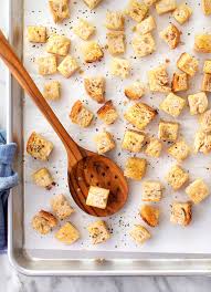 How To Make Homemade Croutons Recipe Love And Lemons Recipe Croutons Homemade Crouton Recipes Recipes