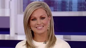 Sandra Smith's Instagram, Twitter & Facebook