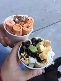 I Ate Thai Tea Amp Sesame Rolled Ice Cream W Mochi Boba Amp Cheesecake Food Eat Thai Eat