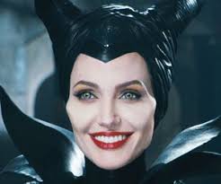 In the 1990s, angelina jolie became a popular actress. Gia Der Preis Der Schonheit Filmkritik Film Tv Spielfilm