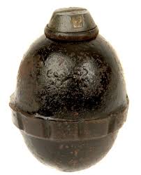 Image result for german egg grenade compared to stick grenade ww1