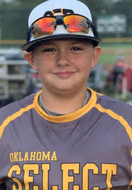 Hunter Gage's Instagram, Twitter & Facebook