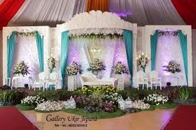 Ornamen bambu untuk pengantin sunda via ndikhome.com. 8 Receivetion Ideas Wedding Stage Decorations Stage Decorations Wedding Stage