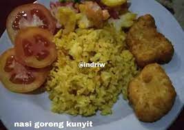 Resep Nasi Goreng Kunyit Oleh Indri Wahyuningsih Windriayu Recipe Memasak Resep Nasi Resep Nasi Goreng