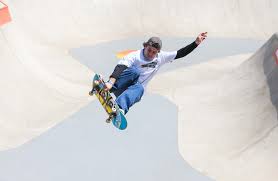Hay varias teorías sobre los orígenes del skateboarding, pero generalmente se sostiene que el deporte comenzó en la década de 1940 en la costa oeste de los ee.uu., cuando se fijaron las ruedas de metal a una tabla de madera estrecha. Skateboarding En Tokio 2020 Actualizado El Sistema De Clasificacion