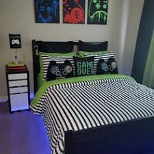 How to play bedroom makeover use the mouse to click scroll through the different options, and then click on the selected picture to add an item to your room. Three Piece Video Game Controller Paintings Setvideo Game Etsy In 2021 Boys Bedroom Makeover Gamer Bedroom Boy Bedroom Design