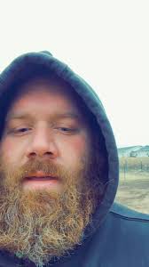 crawling #fypシ #fyp #farmtok #coldstart #midwest #oldschool #cold  #southdakotacheck #southdakota #shethinksmytractorssexy  #internationalharvester #steeltracks