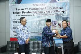 Salah satu tanki milik pertamina refinery unit 4 cilacap, jawa tengah terbakar, jumat malam.info sementara yang didapat,kebakaran menimpa salah satu tanki. Pertamina Ru Iv Adakan Seminar Pemberdayaan Ukm Di Cilacap Pertamina