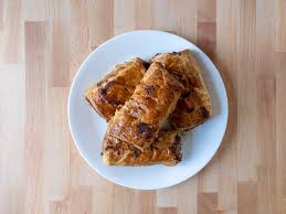 A feast of a collection with our jumbo sausage rolls, 24 boxed frozen uncooked. How To Make Sausage Rolls Using An Air Fryer Air Fry Guide