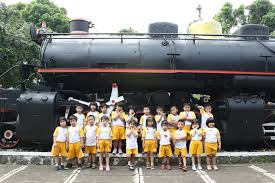 Gambar kereta api anak tk. Field Trip Ke Pabrik Teh Sosro Dan Museum Kereta Api Tk Dian Asih Montessori