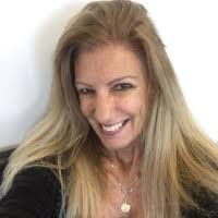 Linda Sheedy's Instagram, Twitter & Facebook