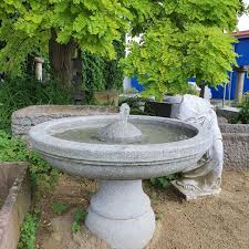 Steinbrunnen garten springbrunnen wasserbecken garten garten pflaster wasserspiele wasserbrunnen garten wasserhahn garten wachsenden pflanzen wasser im garten. Granitbrunnen Fur Den Garten Guter Service Garantiert Grosse Auswahl