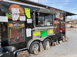 Red Onion Burger Food truck — Fast food restaurant food truck in Vienna, Illinois