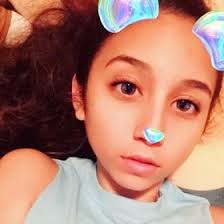 Danielle Mendiola (xFrozenFractalx)