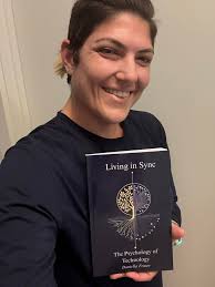 Evolutionary psych people: Looking for some good nonfiction books to read  while you're isolating, quarantining, and/or cloistering against the  pandemic? Here's my list of 400+ recommended books, mostly written from an  evolutionary